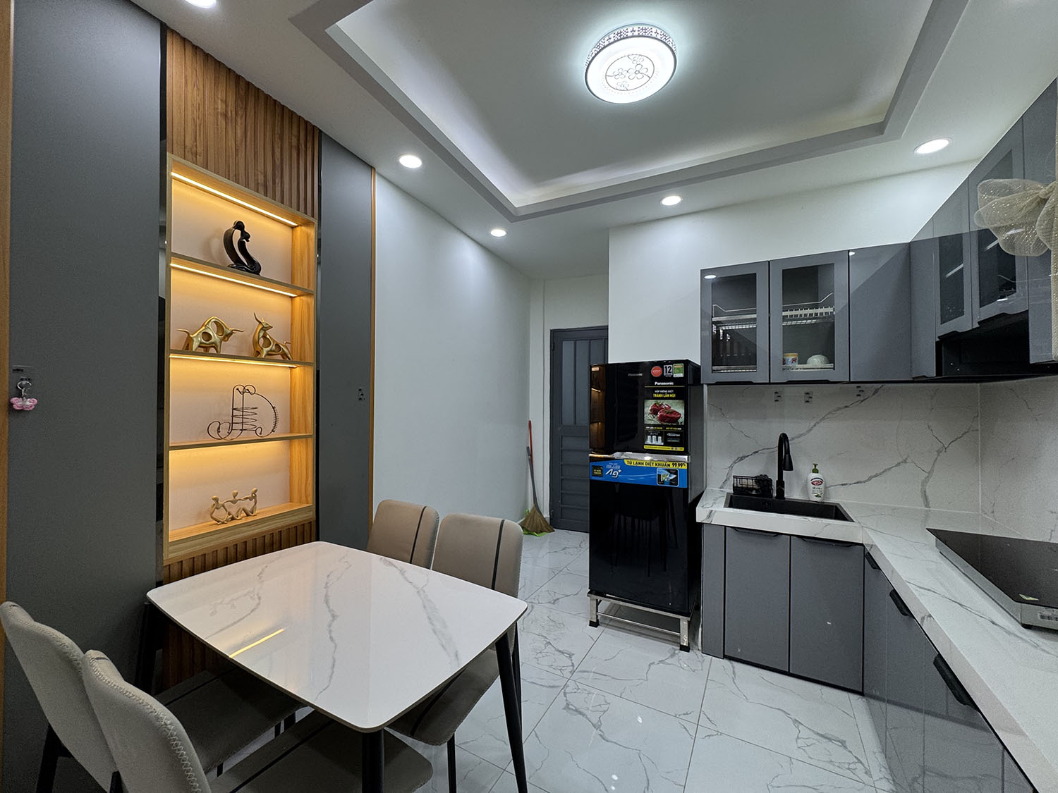 Chính thức mở bán Biệt thự Mini full nội thất cao cấp hẻm xe hơi VF5 khu VIP cách Hoàng Văn Thụ 25m